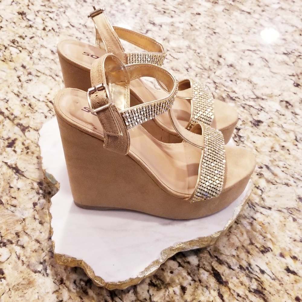 Soda Rhinestone Platform Wedges size 9